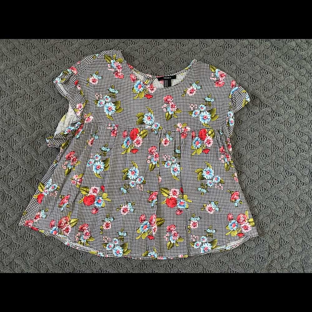 Baby doll blouse.
